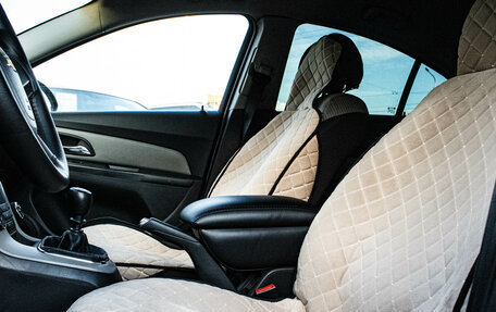 Chevrolet Cruze II, 2011 год, 749 000 рублей, 9 фотография