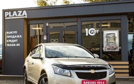 Chevrolet Cruze II, 2011 год, 749 000 рублей, 2 фотография