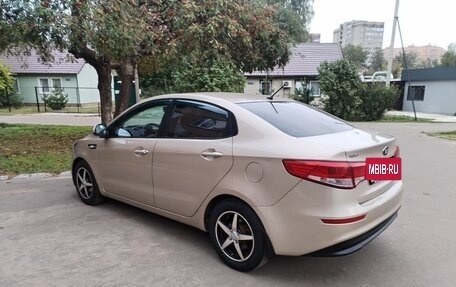 KIA Rio III рестайлинг, 2015 год, 729 000 рублей, 3 фотография