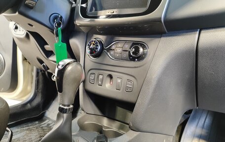 Renault Sandero II рестайлинг, 2017 год, 1 089 000 рублей, 10 фотография