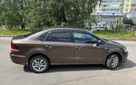 Volkswagen Polo VI (EU Market), 2015 год, 800 000 рублей, 5 фотография