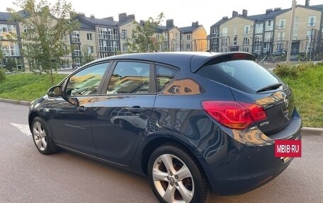 Opel Astra J, 2011 год, 687 000 рублей, 16 фотография