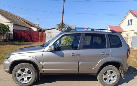 Chevrolet Niva I рестайлинг, 2020 год, 870 000 рублей, 2 фотография
