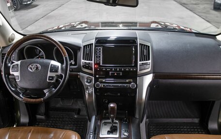 Toyota Land Cruiser 200, 2014 год, 3 989 000 рублей, 14 фотография