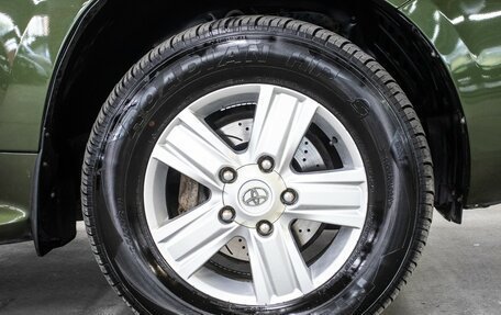 Toyota Land Cruiser 200, 2014 год, 3 989 000 рублей, 26 фотография