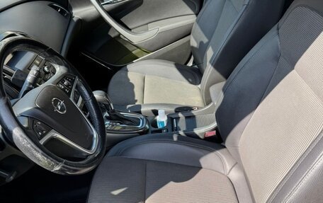 Opel Astra J, 2010 год, 750 000 рублей, 9 фотография