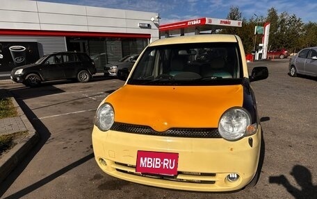 Toyota Sienta I, 2004 год, 400 000 рублей, 2 фотография