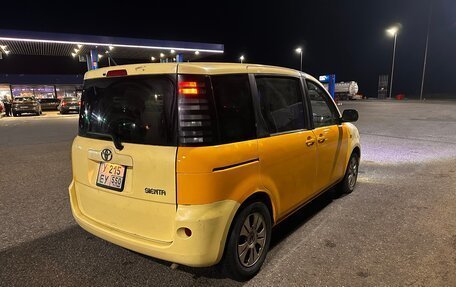 Toyota Sienta I, 2004 год, 400 000 рублей, 9 фотография