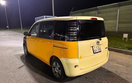 Toyota Sienta I, 2004 год, 400 000 рублей, 8 фотография