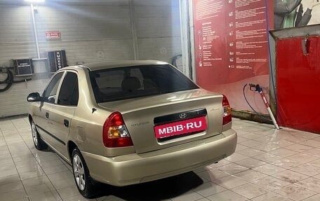 Hyundai Accent II, 2005 год, 305 000 рублей, 3 фотография