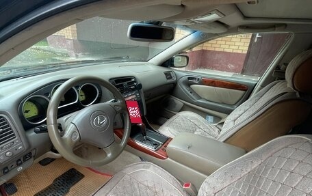 Lexus GS II рестайлинг, 2001 год, 670 000 рублей, 29 фотография