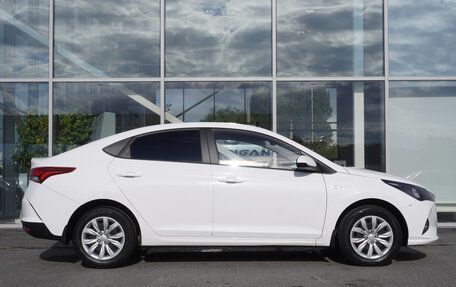 Hyundai Solaris II рестайлинг, 2021 год, 1 633 000 рублей, 4 фотография