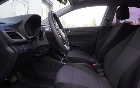 Hyundai Solaris II рестайлинг, 2021 год, 1 633 000 рублей, 9 фотография