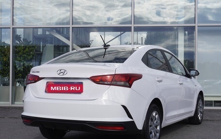 Hyundai Solaris II рестайлинг, 2021 год, 1 633 000 рублей, 5 фотография