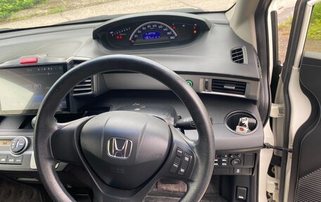 Honda Freed I, 2012 год, 1 085 000 рублей, 27 фотография