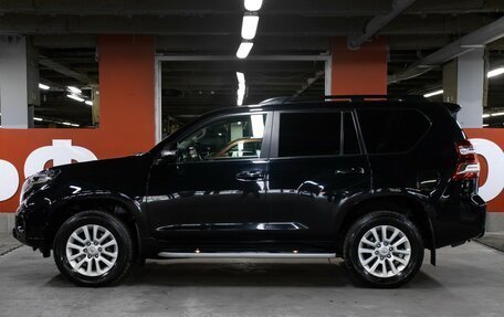 Toyota Land Cruiser Prado 150 рестайлинг 2, 2016 год, 3 498 000 рублей, 8 фотография