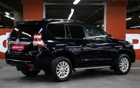 Toyota Land Cruiser Prado 150 рестайлинг 2, 2016 год, 3 498 000 рублей, 5 фотография