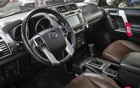 Toyota Land Cruiser Prado 150 рестайлинг 2, 2016 год, 3 498 000 рублей, 16 фотография