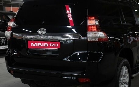 Toyota Land Cruiser Prado 150 рестайлинг 2, 2016 год, 3 498 000 рублей, 23 фотография