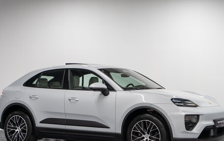 Porsche Macan, 2024 год, 11 990 000 рублей, 5 фотография