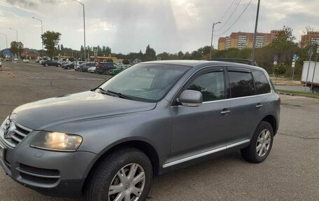Volkswagen Touareg III, 2006 год, 1 300 000 рублей, 2 фотография
