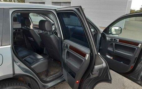 Volkswagen Touareg III, 2006 год, 1 300 000 рублей, 14 фотография