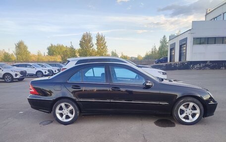 Mercedes-Benz C-Класс, 2005 год, 700 000 рублей, 7 фотография