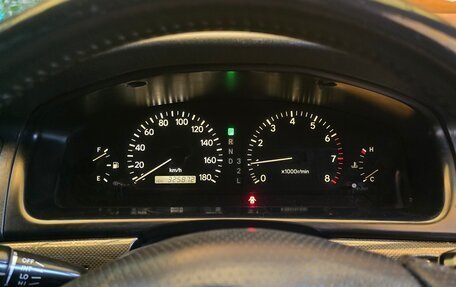 Toyota Chaser VI, 1996 год, 900 000 рублей, 8 фотография