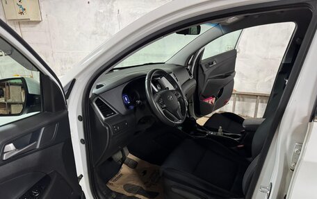 Hyundai Tucson III, 2018 год, 2 150 000 рублей, 9 фотография