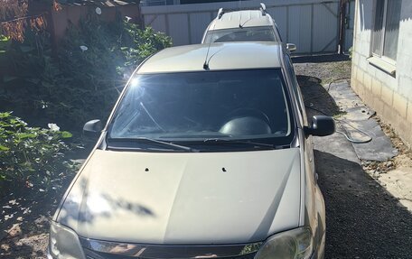 Renault Logan I, 2010 год, 360 000 рублей, 1 фотография