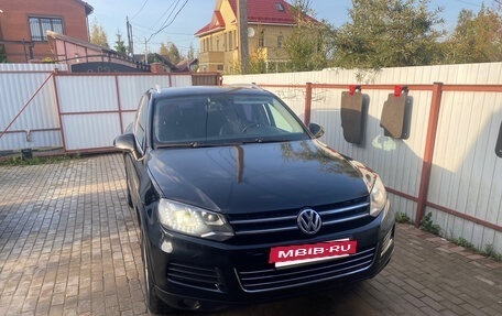Volkswagen Touareg III, 2011 год, 2 000 000 рублей, 3 фотография