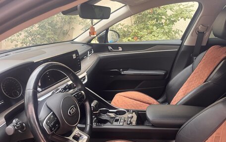 KIA K5, 2021 год, 2 800 000 рублей, 13 фотография