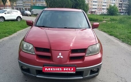 Mitsubishi Outlander III рестайлинг 3, 2004 год, 500 000 рублей, 5 фотография