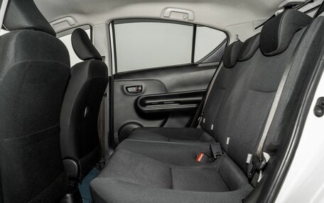 Toyota Aqua I, 2016 год, 949 000 рублей, 7 фотография
