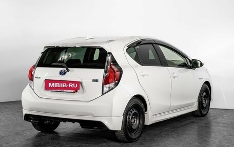 Toyota Aqua I, 2016 год, 949 000 рублей, 3 фотография