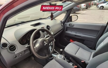 Mitsubishi Colt VI рестайлинг, 2006 год, 400 000 рублей, 10 фотография