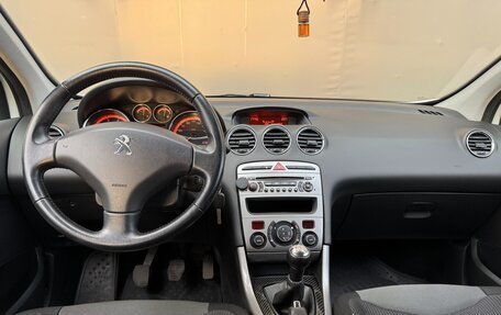 Peugeot 308 II, 2011 год, 550 000 рублей, 11 фотография