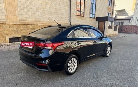 Hyundai Solaris II рестайлинг, 2017 год, 970 000 рублей, 8 фотография