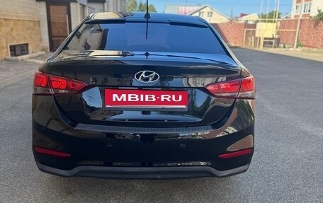 Hyundai Solaris II рестайлинг, 2017 год, 970 000 рублей, 7 фотография