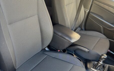 Hyundai Solaris II рестайлинг, 2017 год, 970 000 рублей, 16 фотография