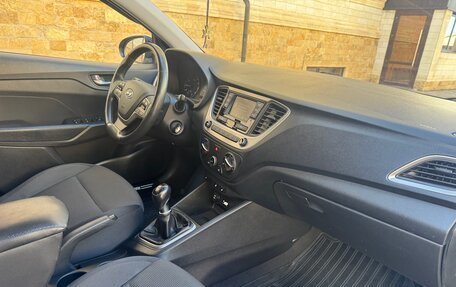 Hyundai Solaris II рестайлинг, 2017 год, 970 000 рублей, 15 фотография