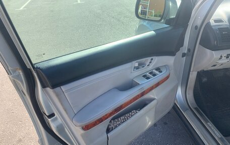 Lexus RX II рестайлинг, 2005 год, 1 000 000 рублей, 11 фотография