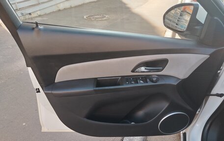 Chevrolet Cruze II, 2014 год, 850 000 рублей, 18 фотография