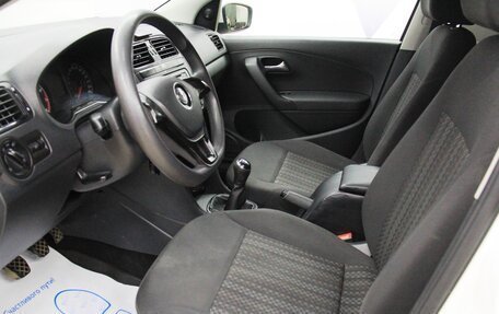 Volkswagen Polo VI (EU Market), 2017 год, 990 000 рублей, 9 фотография
