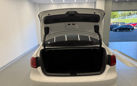 Volkswagen Jetta VI, 2014 год, 990 000 рублей, 11 фотография