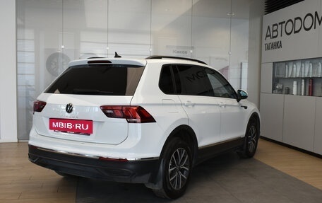 Volkswagen Tiguan II, 2021 год, 2 349 000 рублей, 7 фотография