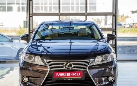 Lexus ES VII, 2014 год, 2 218 000 рублей, 2 фотография