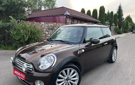 MINI Hatch, 2010 год, 1 600 000 рублей, 2 фотография
