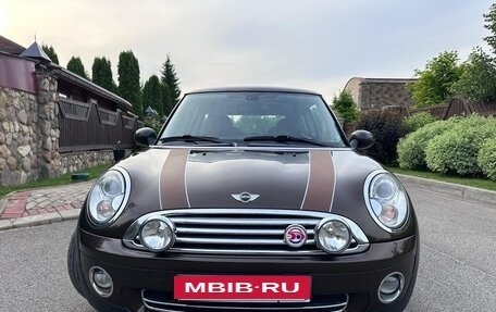 MINI Hatch, 2010 год, 1 600 000 рублей, 10 фотография