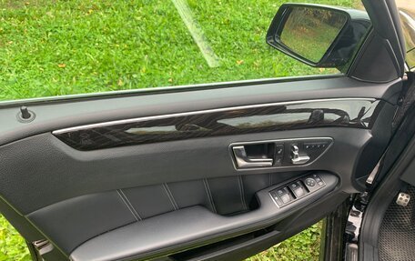 Mercedes-Benz E-Класс, 2014 год, 2 100 000 рублей, 16 фотография